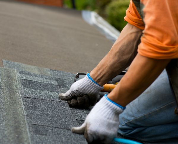 Roofing Contractor Service